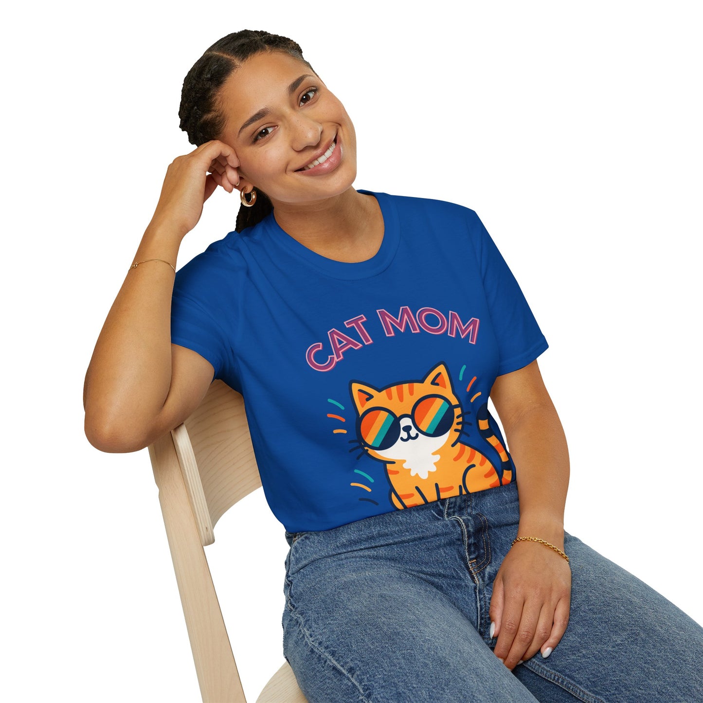 Cat Mom T‑Shirt ,Graphic Tee for Cat Lovers, Animal lovers Tshirt