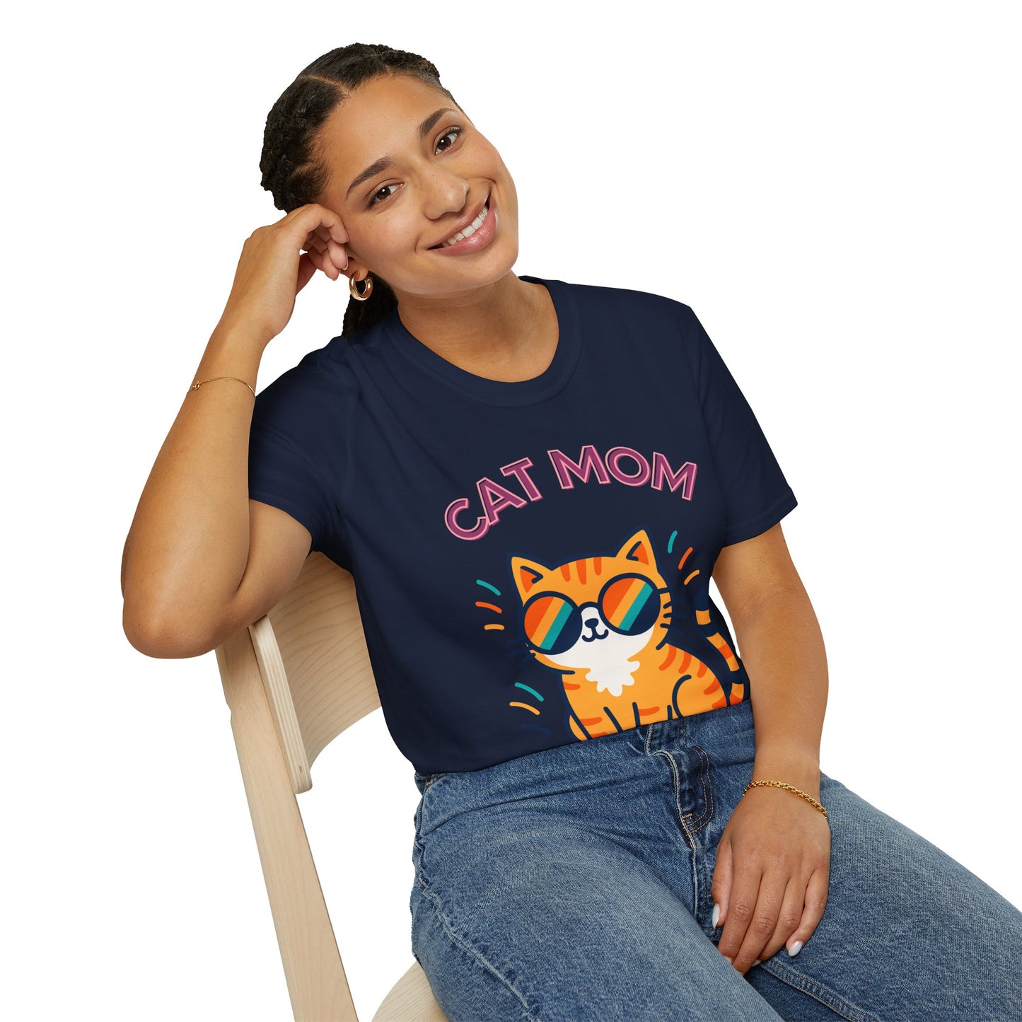 Cat Mom T‑Shirt ,Graphic Tee for Cat Lovers, Animal lovers Tshirt